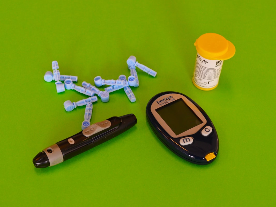 Blood sugar monitoring and protein timing strategy